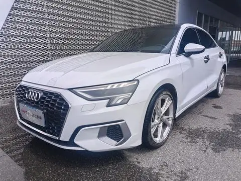 Audi A3 2021 — фото 1