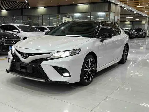 Toyota Camry 2019