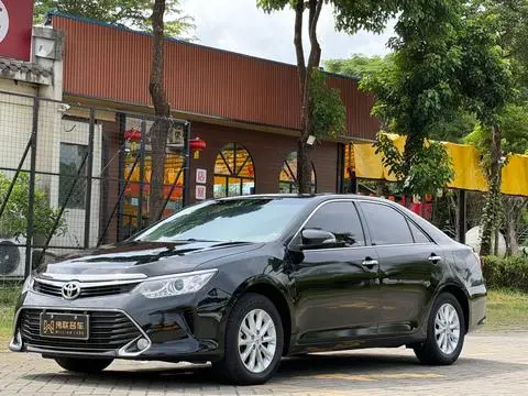 Toyota Camry 2016