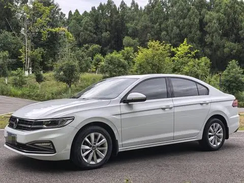 Volkswagen Bora 2021