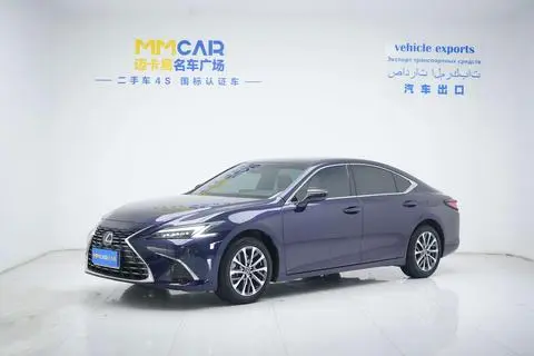Lexus ES 2025