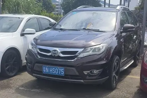 BYD S7 2015