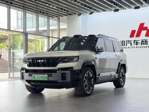 BYD Leopard 8 2025