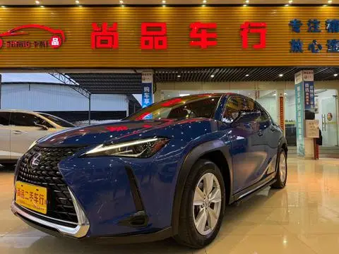 Lexus UX 2019 — фото 1