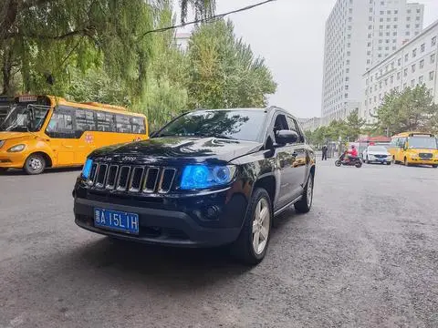 Jeep 指南者 2012