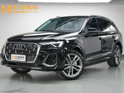 Audi Q7 2024