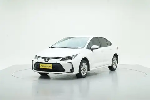 Toyota Corolla 2022 — фото 1