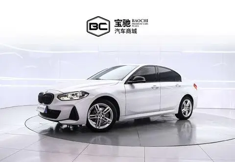 BMW 1 Series 2021 — фото 1