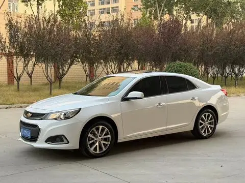 Chevrolet Malibu 2018 — фото 1
