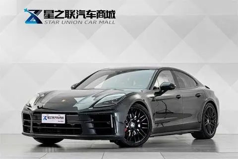 Porsche Panamera 2024