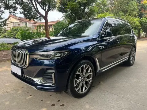 BMW X7 2022