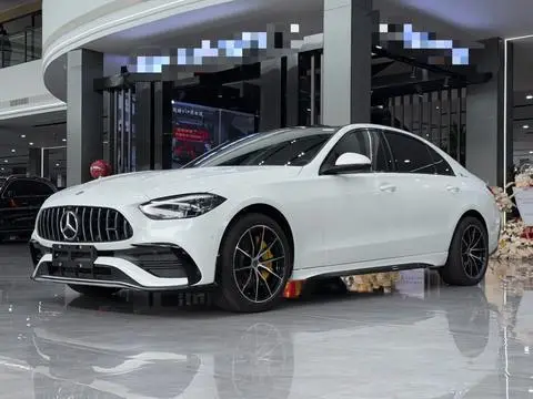 Mercedes-Benz C-Class 2024