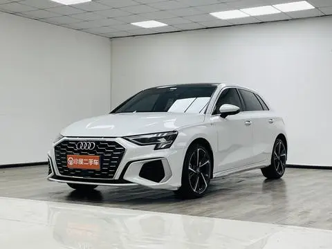 Audi A3 2021 — фото 1