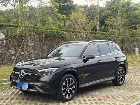 Mercedes-Benz GLC 2023 — фото 1