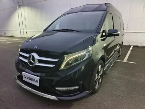 Mercedes-Benz V-Class 2021 — фото 1