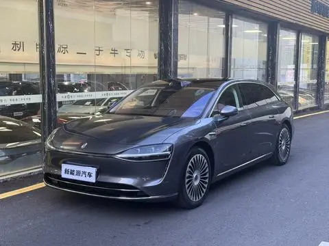 Stelato S9T 2025