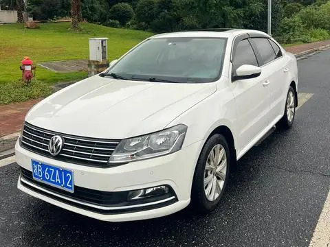 Volkswagen Lavida 2017 — фото 1