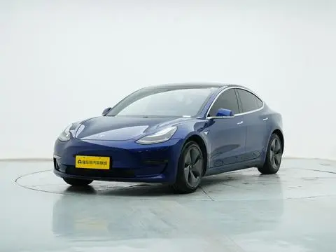 Tesla Model 3 2020 — фото 1