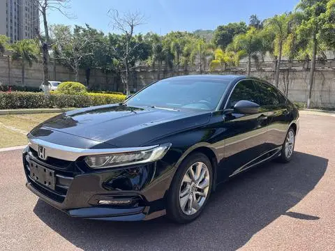 Honda Accord 2018 — фото 1