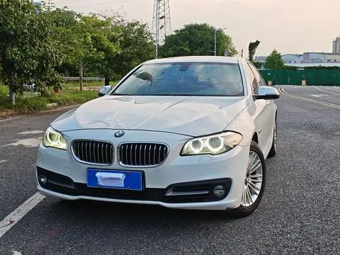 BMW 5 Series 2013 — фото 1