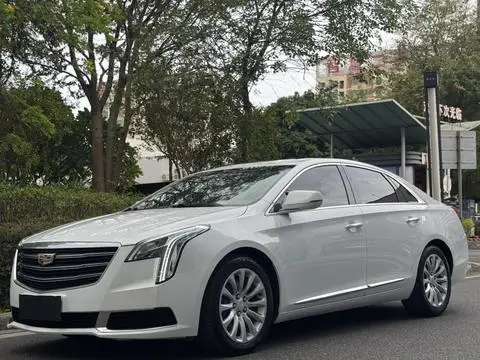 Cadillac XTS 2018 — фото 1