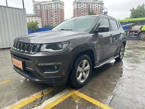 Jeep 指南者 2017