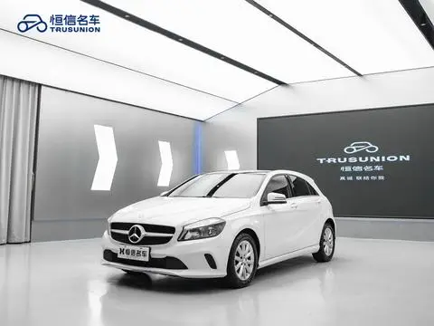 Mercedes-Benz A-Class 2016 — фото 1