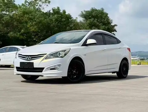 Hyundai 瑞纳 2014