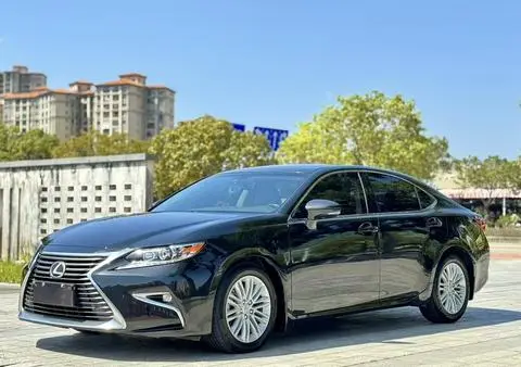 Lexus ES 2015