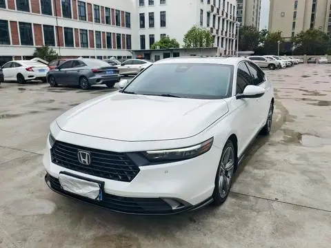Honda Accord 2023 — фото 1