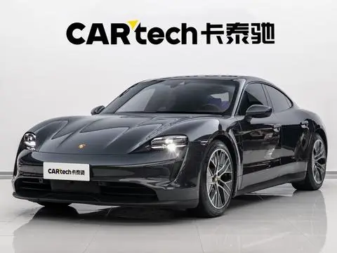 Porsche Taycan 2022