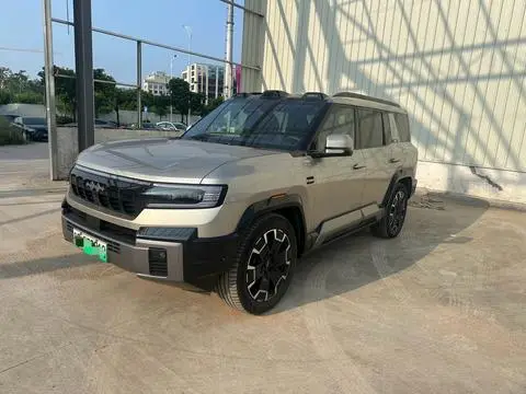 BYD Leopard 8 2025
