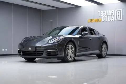 Porsche Panamera 2019