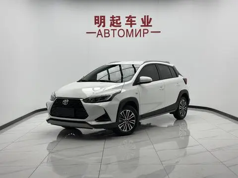 Toyota YARIS L 2022