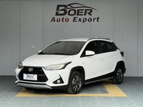 Toyota YARIS L 2022 — фото 1