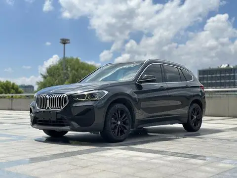 BMW X1 2021 — фото 1