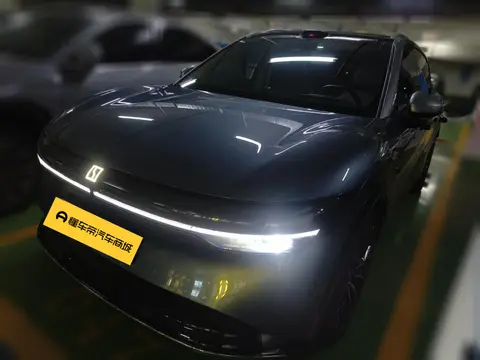 ZEEKR ZEEKR 7X 2025