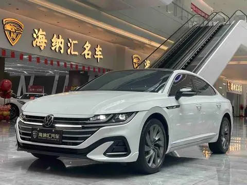Volkswagen CC 2025