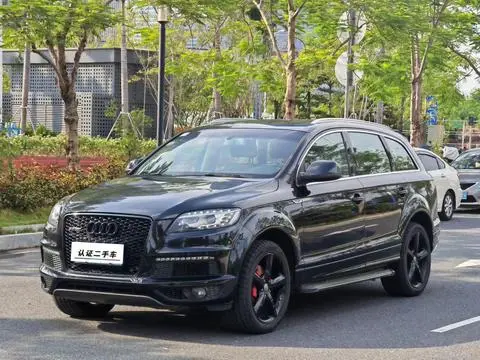 Audi Q7 2013 — фото 1