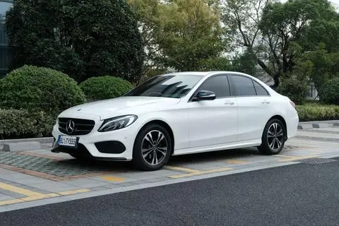 Mercedes-Benz C-Class 2017 — фото 1