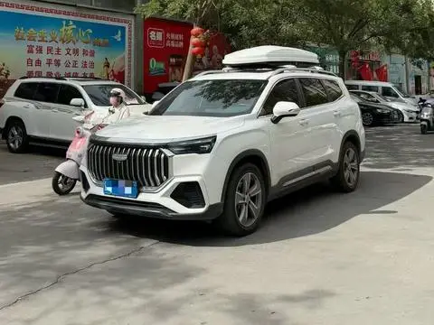 Geely 豪越L 2023 — фото 1