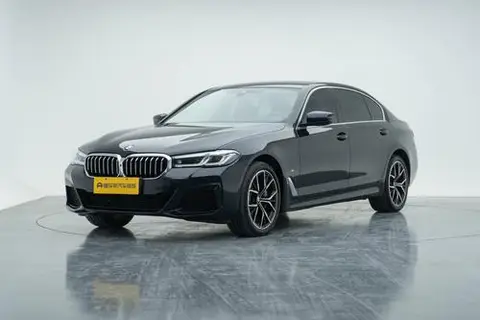 BMW 5 Series 2023 — фото 1