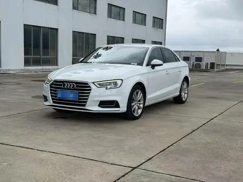 Audi A3 2019 — фото 1