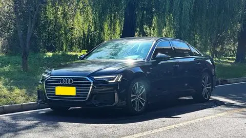 Audi A6L 2021 — фото 1
