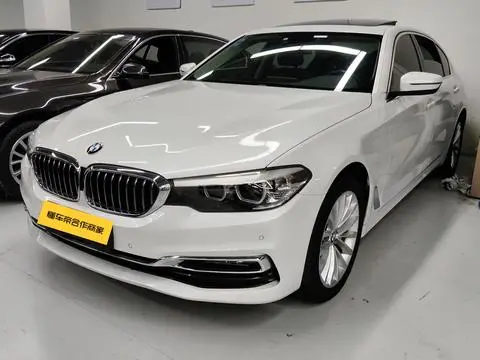 BMW 5 Series 2019 — фото 1