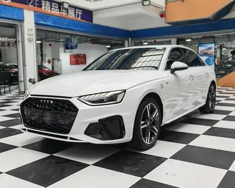 Audi A4L 2020 — фото 1