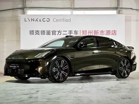 Lynk & Co 10 EM-P 2025