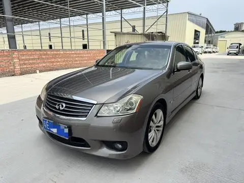 Infiniti M Series 2009