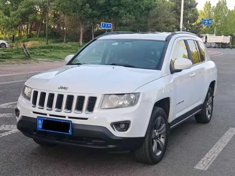 Jeep 指南者 2014