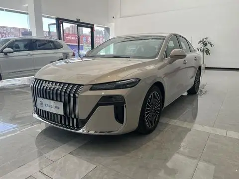 Roewe M7 DMH 2025